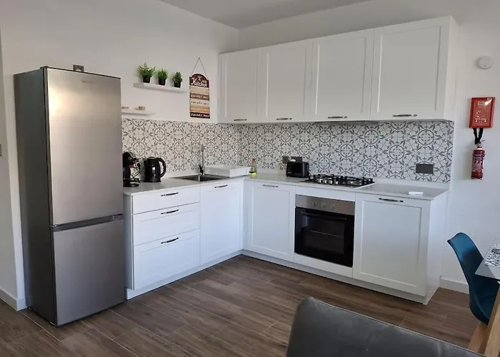 Water Lily Oasis Courtyard - 5min Walk To * Xlendi