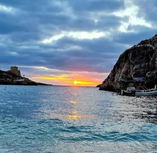 Water Lily Oasis Courtyard - 5min Walk To *