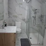 Water Lily Oasis Courtyard - 5min Walk To Apartment